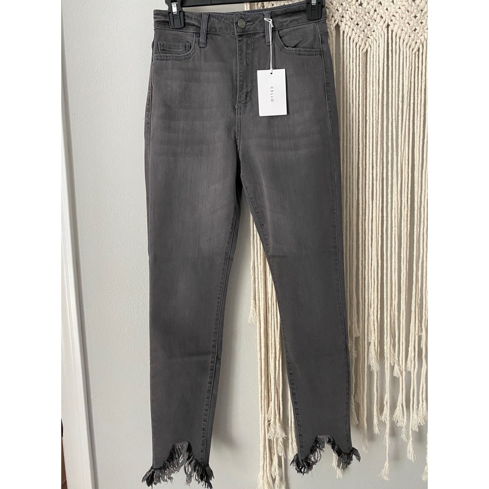 NWT. Cello, Cora High Waist Ankle Skinny
